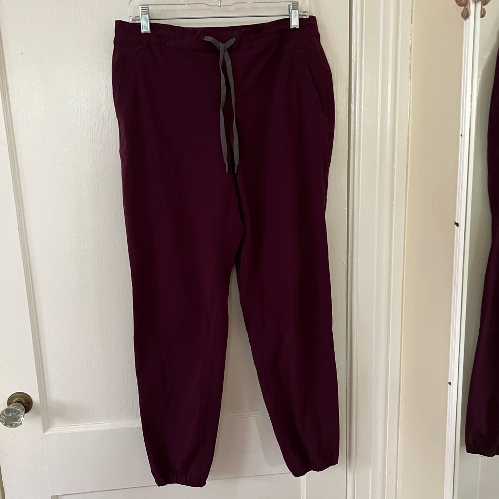 Eddie Bauer Women’s Medium purple joggers
